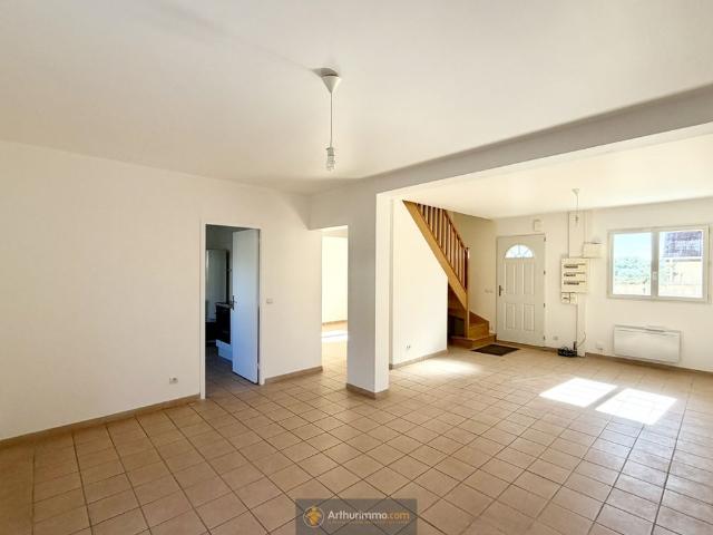 Maison T5 101 m² – Jardin – 2 places de parking – DPE: C
