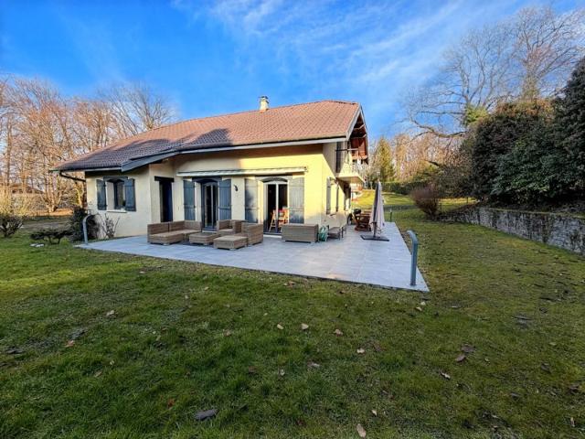 Maison T5 136m2 environnement calme
