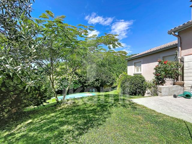 Maison T5 130 m2 Sous Sol Piscine 130m² Parnans