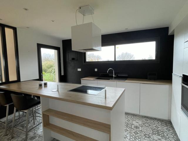 MAISON T5 ARGENTON 148.18 m²