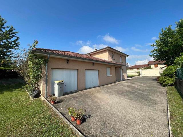 Maison T5 avec double garage sur les hauteurs de Bourgoin Ja