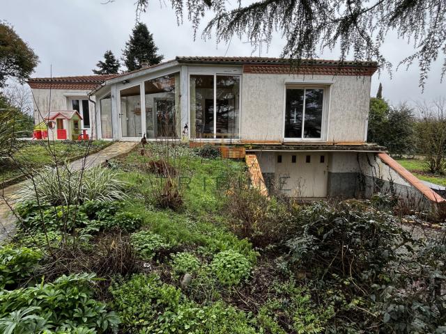 Maison T5 avec jardin