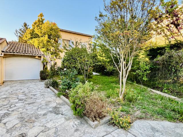 Maison T5 avec jardin et garage à Marseille 12e