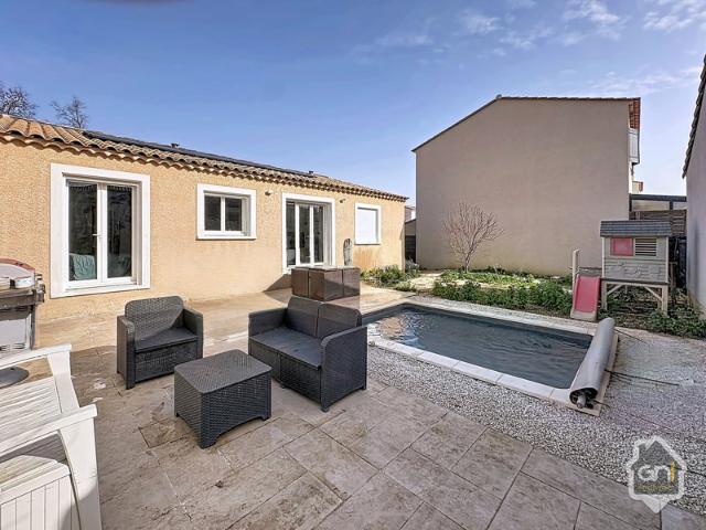 Maison T5 avec jardin et piscine