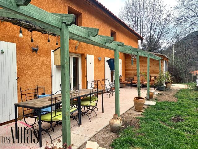 MAISON T5 avec Studio au pied du Canigou 188m² Casteil
