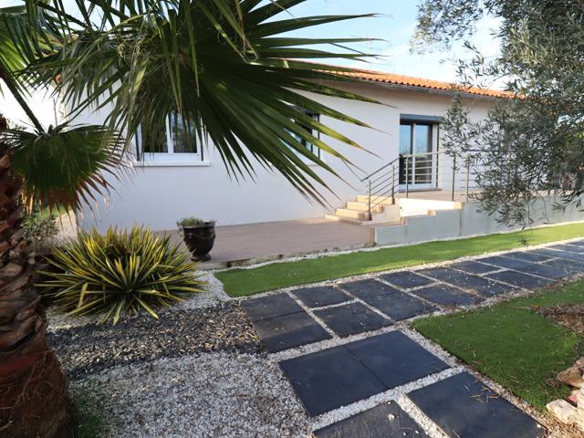Maison T5 Gaillac avec piscine, pool house, et grand garage. 135m² Gaillac