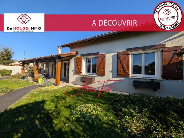 Maison T5 de 118M2 de plain pied sur parcelle de 615M2 au centre ville d'Ambarès et Lagrave