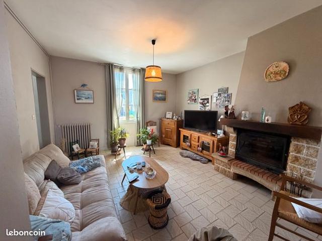 Maison T5 de 137m² sur 1544m² de parcelle