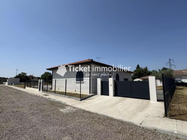 Maison T5 De 146m2 Avec Jardin de 633m2, Garage, Climatisati. 146m² Plaisance du Touch