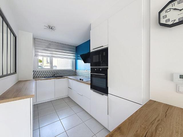 Maison T5 L ISLE D ABEAU à louer