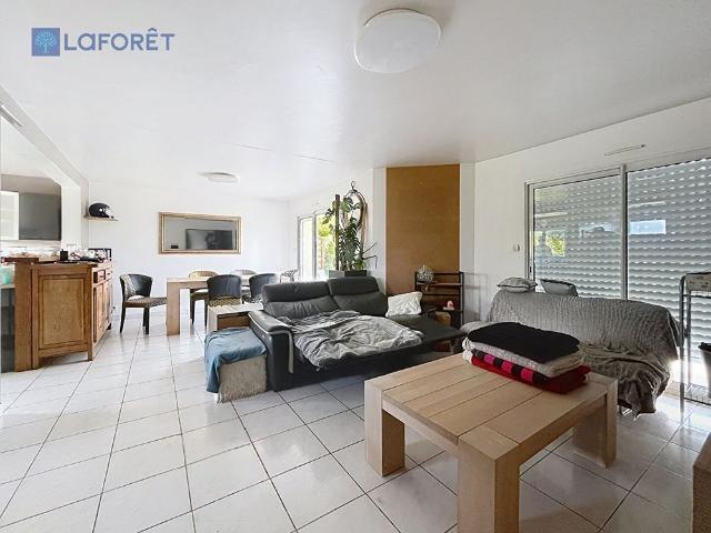Maison T5 près de CLEGUER à louer