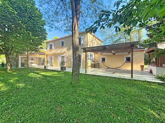 Maison T6 165 m2 avec piscine couverte chauffée Grand terrain 2774 m2 Labarthe sur Lèze