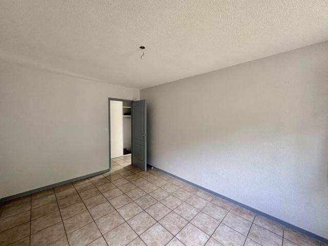 MAISON T6 A LOUER A VILLEMONTAIS