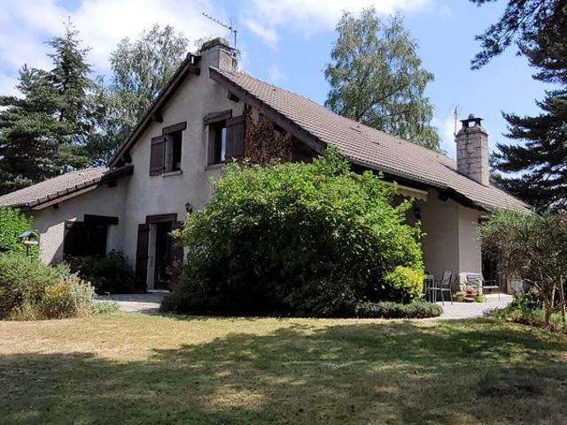 Maison T6 au Chambon sur Lignon