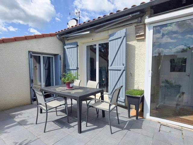 Maison T6 avec jardin et garage idéalement placée à Gaillac. 120m² Gaillac