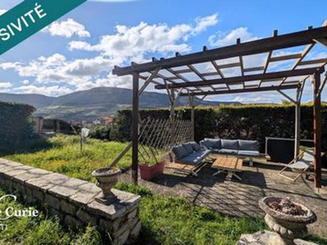 Maison T6 de 155m² avec véranda et garage