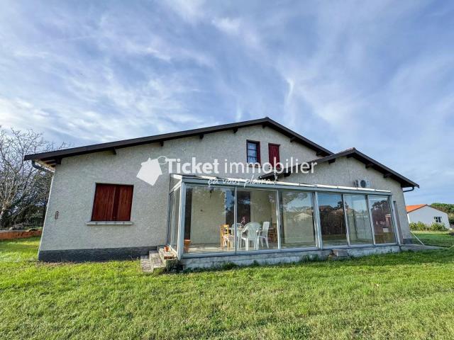 Maison T6 Mondonville Avec Annexe 39m2 Jardin. Garage Et C. 162m² Cornebarrieu