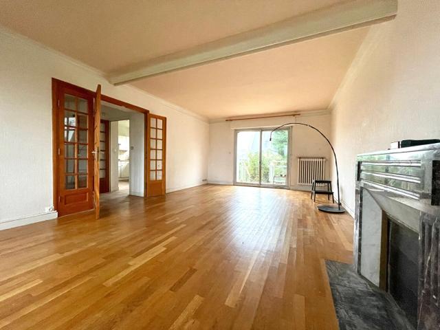MAISON T6 RUE DE LORIENT 127 m²