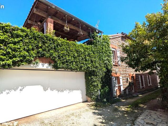 Maison T7 240m² avec toit terrasse