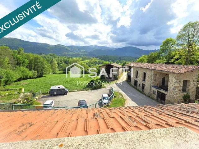 Maison t7 de 170m², avec jardin non atennant