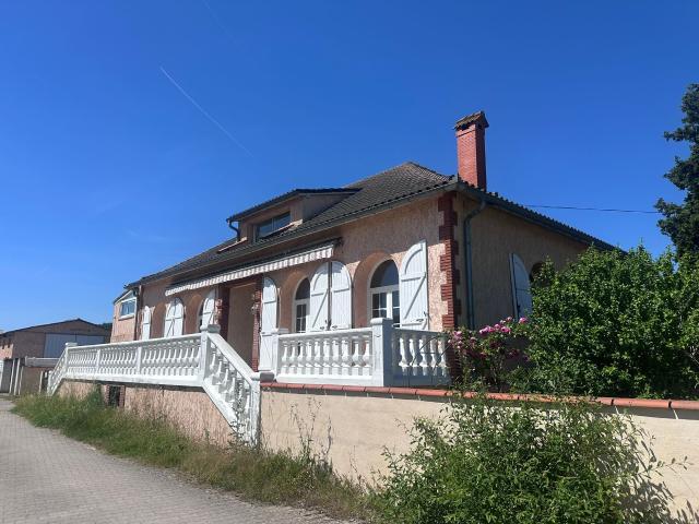 Maison T8 253m2 BRAX
