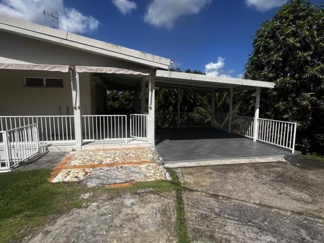 Maison T8 2 T4 indépendants Le Lamentin 97232