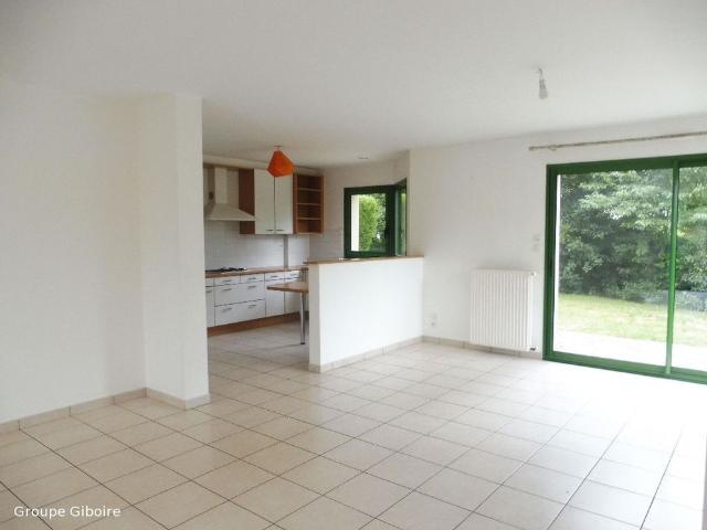 Maison T8 à louer Saint Gregoire 136 m²