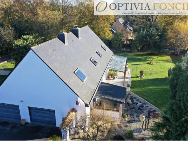 Maison T9 166 m2 3 250 m2 Pergola SPA Double Garage