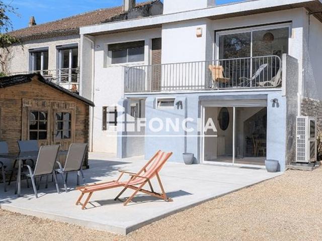 Maison T 6 à proximité de PERIGUEUX
