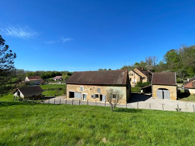 Maison Toulouse Le Château, 4 pièce s 89 m² 89m² Poligny