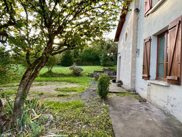 Maison Tournus Agreable Terrain 115m² Tournus