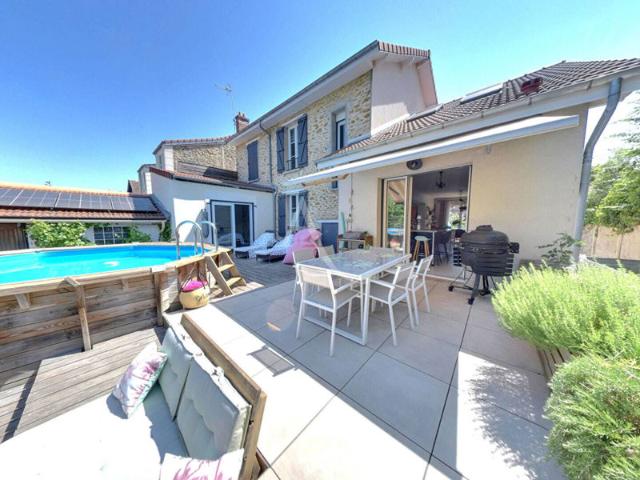 Maison Tournan En Brie 7 pièce s 182 m2