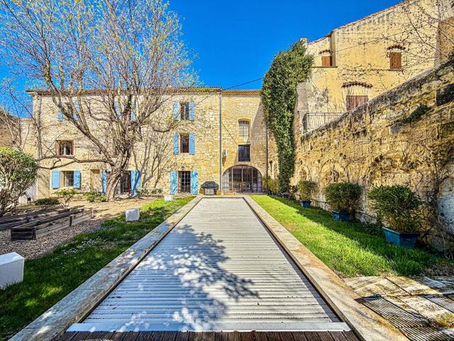 Maison Tarascon 11 pièce s 407 m2 400m² Tarascon