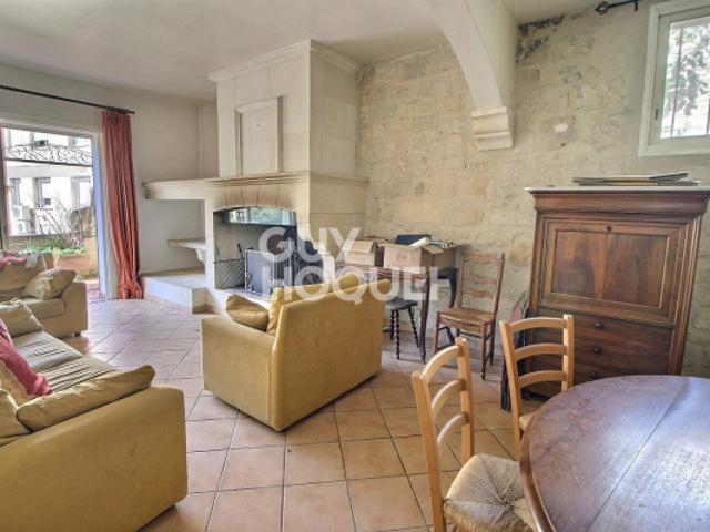 Maison Tarascon 244 m2 Cachet cour intérieure