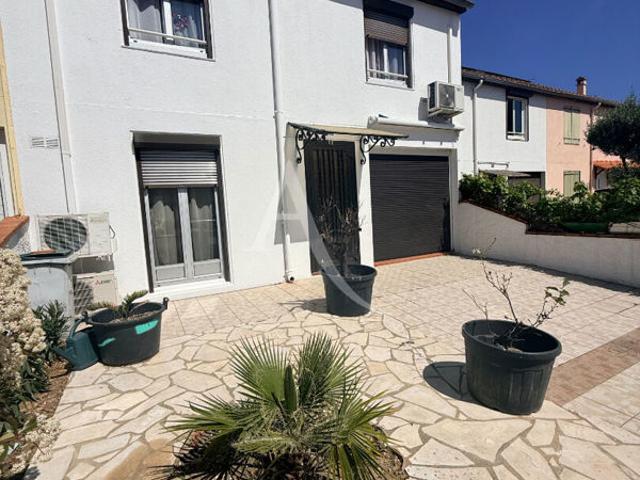 Maison Thuir, 2 faces avec jardin et garage