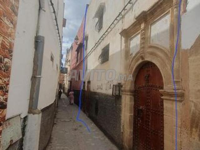 Maison titrée à vendre aux enchères par le tribunal