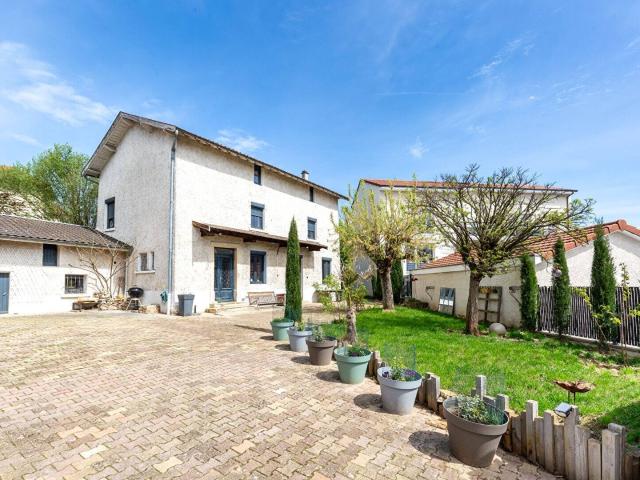 Maison Tignieu Jameyzieu 7 pièces 162 m2