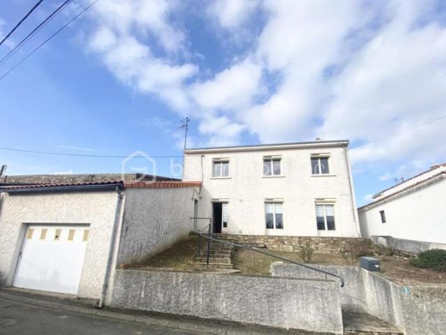 Maison traditionnelle 3 chambres