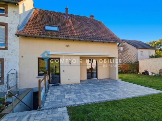 Maison traditionnelle 3 chambres avec grand terrain de 31 ar