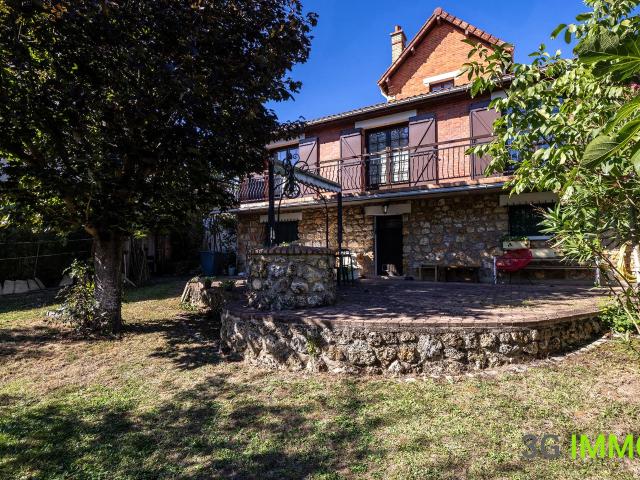 Maison traditionnelle 7 pièces