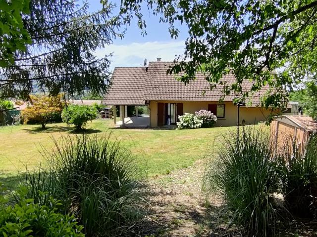 Maison traditionnelle avec vue dégagée 108m² Saint Béron