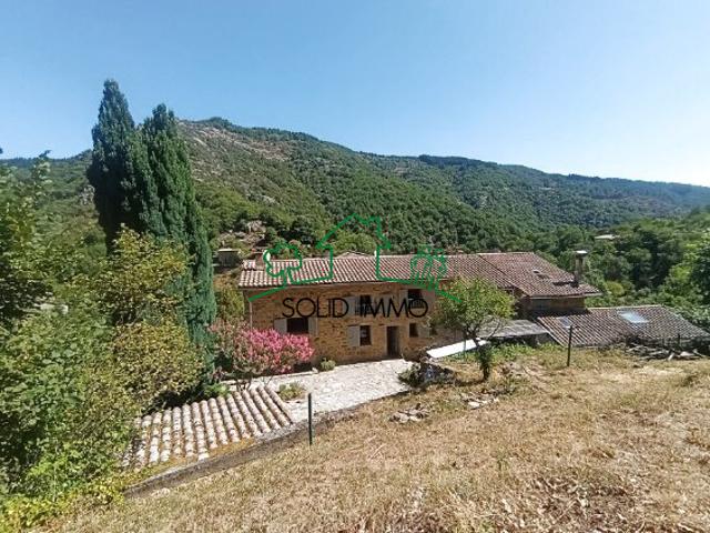 Maison traditionnelle de 145 m2 sur la commune de Juvinas 07600