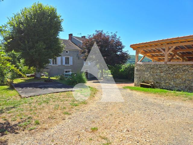 Maison Traditionnelle de caractère, 214m², 8 pièces, 5 chamb. 206m² Lissac et Mouret