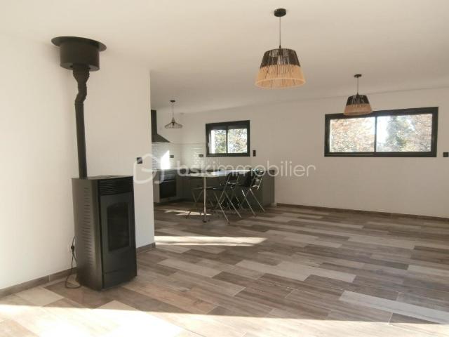 MAISON TRADITIONNELLE PROVENCALE