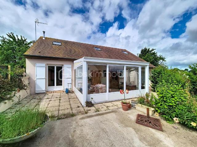 Maison traditionnelle viable de plain pied, à moins de 2 kms du centre de Beuzeville !