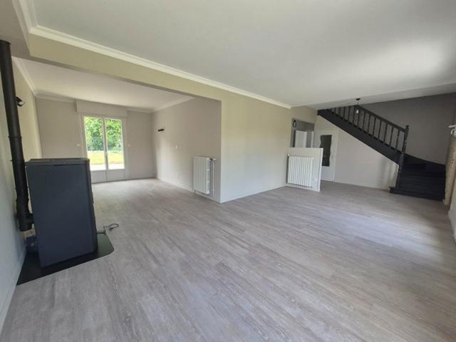 Maison Tremeheuc 6 pièce s 145.82 m2