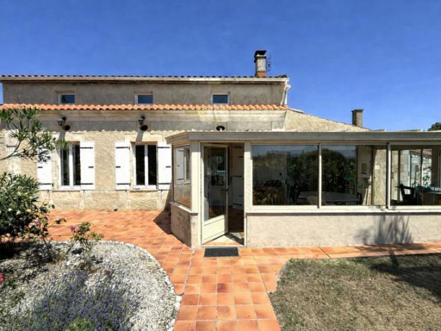 Maison Trizay