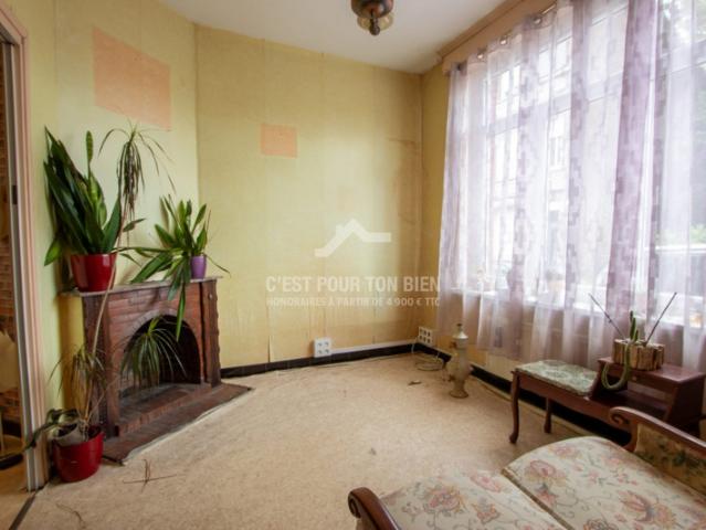 Maison trois chambres avec extérieur