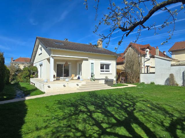 Maison Troyes 6 pièce s 140.55 m2