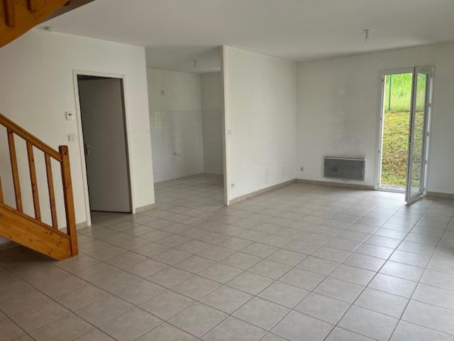 Maison type 4 jumelée à BRANNE